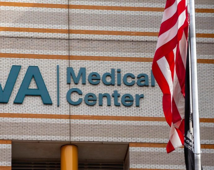 democrats,-unmarried-military-veterans-could-be-refused-care-under-new-va-policy