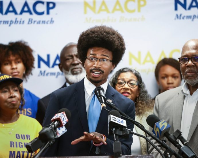 naacp,-environmental-group-notify-elon-musk’s-xai-company-of-intent-to-sue-over-facility-pollution