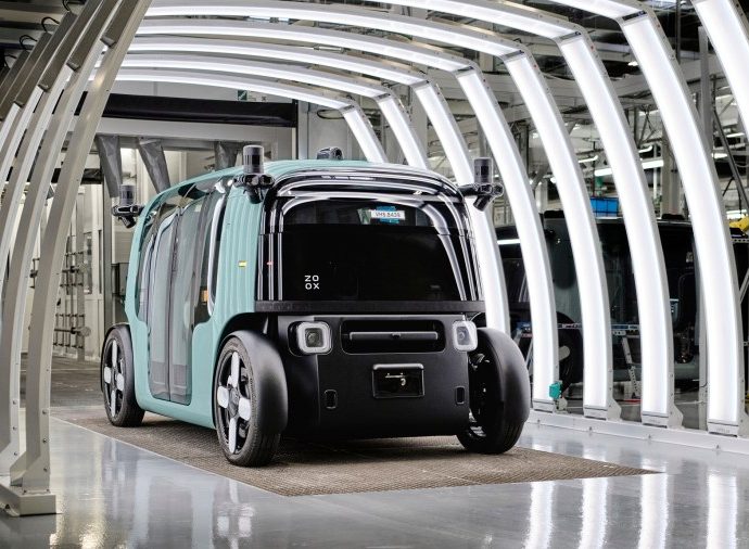 amazon-hopes-to-deliver-10,000-robotaxis-annually-with-new-factory,-challenging-waymo