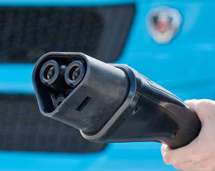 scania-to-roll-out-mcs-capable-electric-trucks-in-europe-in-2026