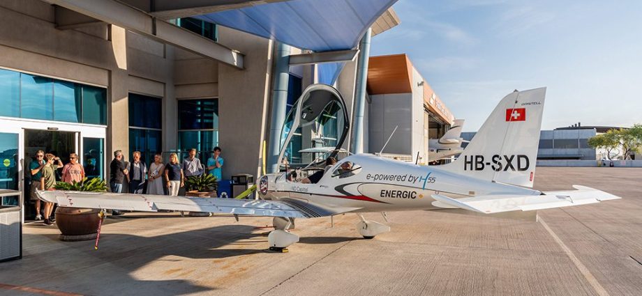 h55-completes-104-us-landings-in-arizona-with-its-electric-aircraft
