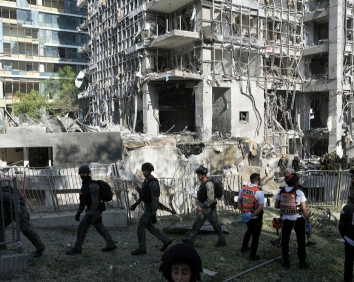 iranian-missile-hits-hospital-in-southern-israel,-causing-‘extensive-damage,’-officials-say.