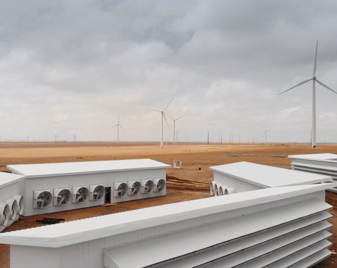 how-a-data-center-company-uses-stranded-renewable-energy
