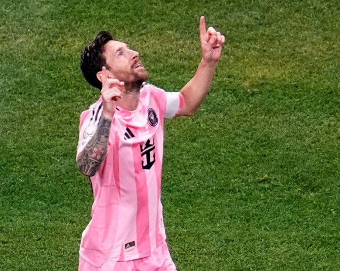 messi-inspires-inter-miami-to-win-against-porto-at-club-world-cup