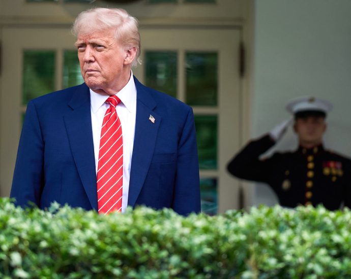 the-traitor-is-relying-on-a-small-circle-of-advisers-as-he-weighs-iran-strikes