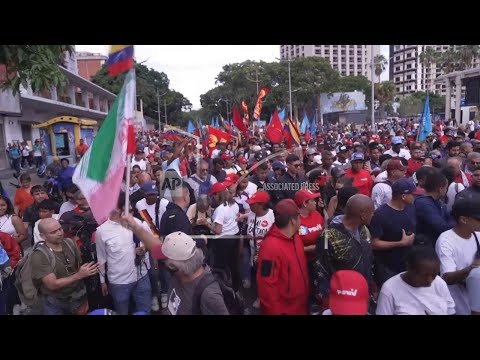 maduro-supporters-in-venezuela-march-in-support-of-iran-after-israel-strikes