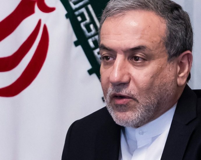 iran,-european-officials-to-hold-first-meeting-since-israel-conflict-began