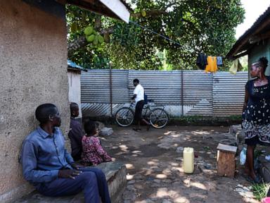 in-uganda,-a-tougher-bicycle-offers-hope-for-better-health-coverage-in-rural-areas
