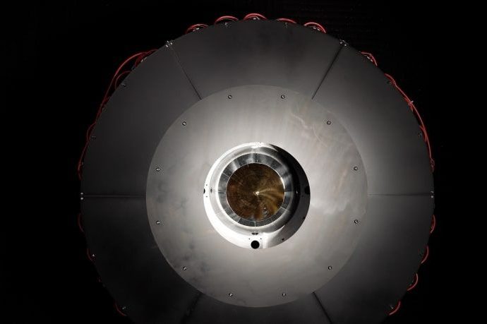 DARPA smashes wireless power record, beaming energy more than 5 miles away — and uses it to make popcorn