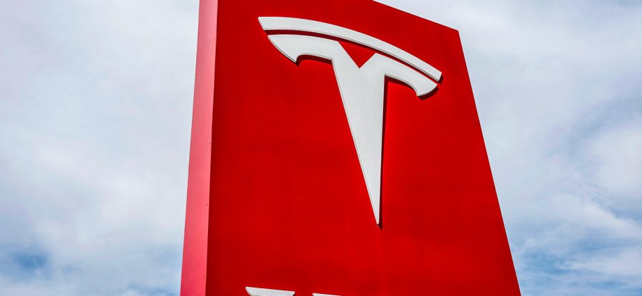 everything-we-know-about-tesla’s-robotaxi-launch-in-austin