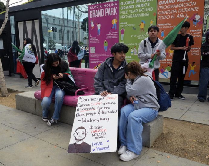 as-ice-ramped-up-raids,-la.-schools-stepped-up-support