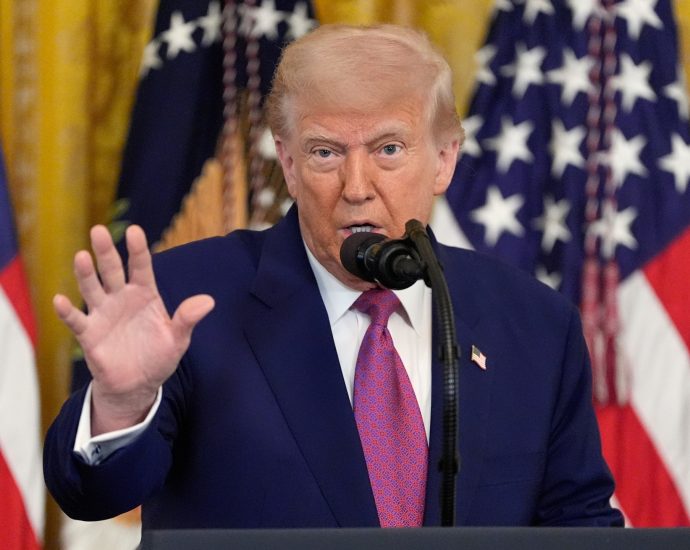 us-supreme-court-declines-to-speed-up-decision-to-take-up-fight-over-tariff
