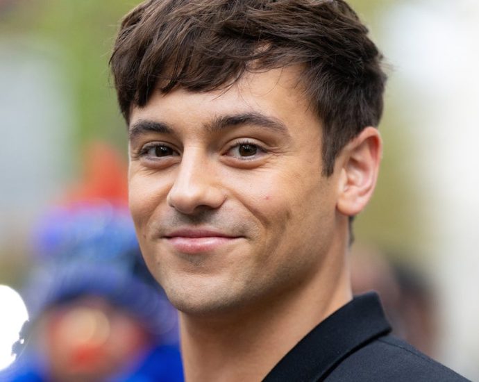 tom-daley-gets-candid-on-fame,-fatherhood-and-his-closeted-past-in-new-documentary