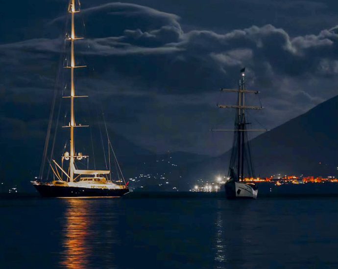 tech-tycoon-lynch’s-doomed-bayesian-yacht-lifted-to-surface