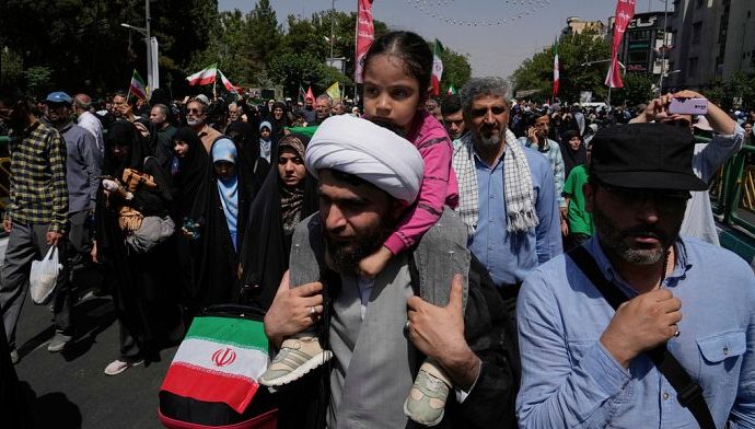 why-iranians-aren’t-rising-up-–-yet