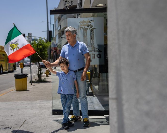 la’s-iranian-community-grapples-with-reactions-to-us.-military-attack