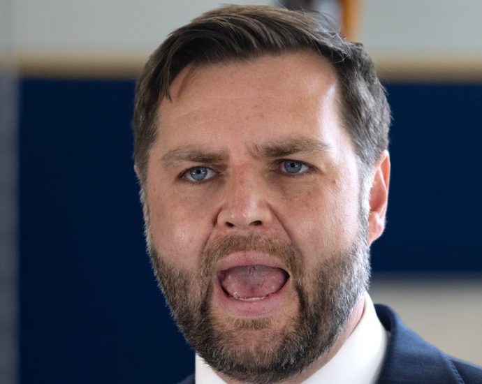 the-traitor-promised-to-keep-the-us-out-of-middle-east-wars-now-vance-has-a-new-justification.