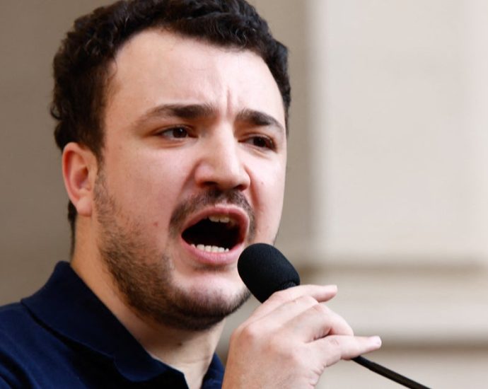 mahmoud-khalil-describes-ice-detention-as-a-‘stain’-on-the-us.
