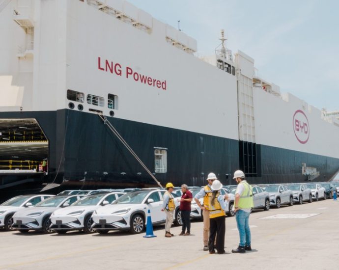 Tmaz: LNG-fueled BYD Changzhou docks in Mexico for first time