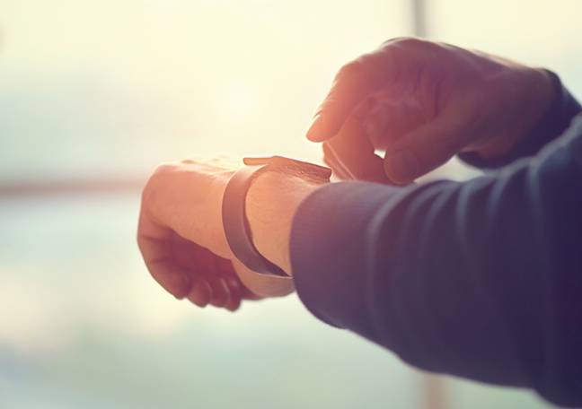 china’s-trying-to-slim-down,-which-will-fatten-the-smartwatch-market