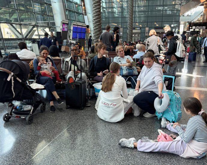 travel-disruptions-still-hit-middle-east-in-wake-of-us-israel-iran-conflict