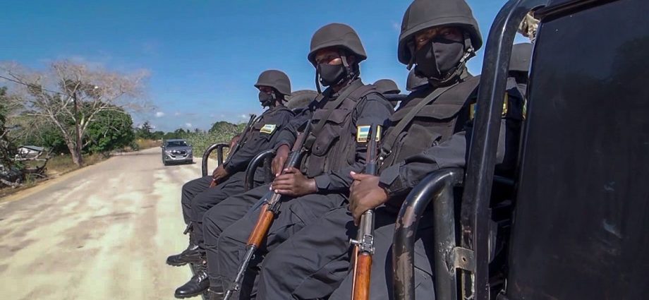 at-least-120-children-taken-by-insurgents-in-mozambique,-rights-group-says