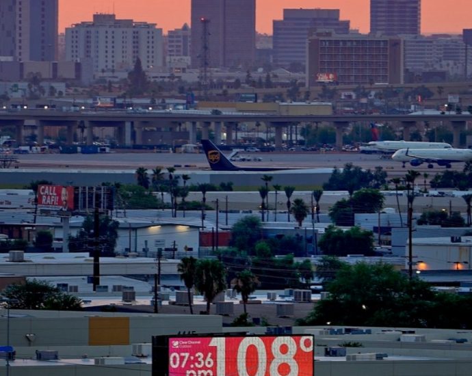 heatwave-poses-risks-to-us-power-grid