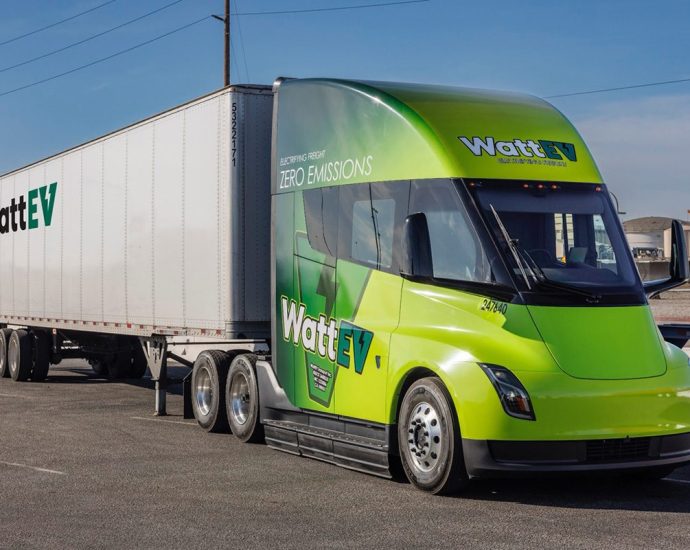 wattev-breaks-ground-on-heavy-duty-electric-truck-charging-depot-at-port-of-oakland