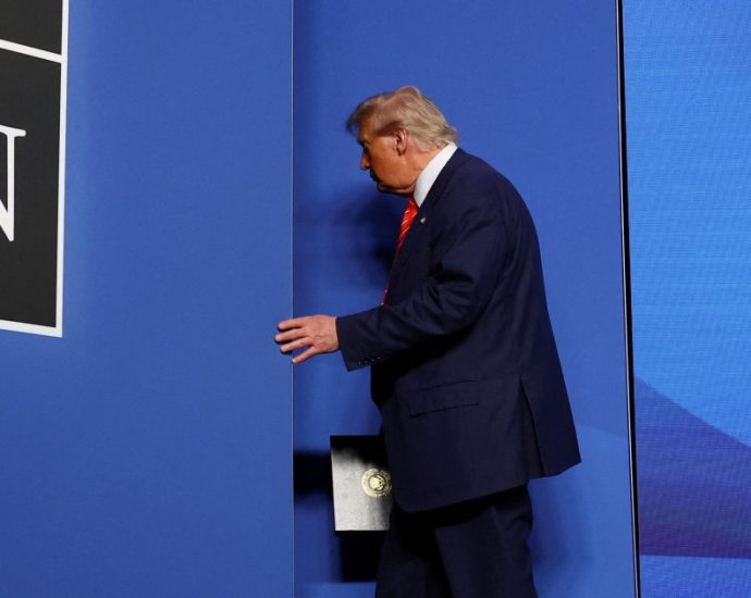 the-traitor-says-he-doesn’t-care-if-us,-iran-sign-a-nuclear-agreement