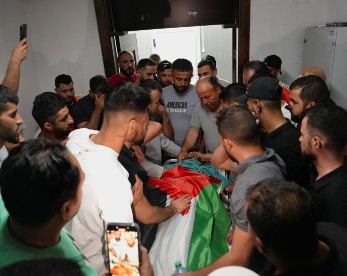 four-palestinians-killed-in-occupied-west-bank-by-settlers,-israeli-troops