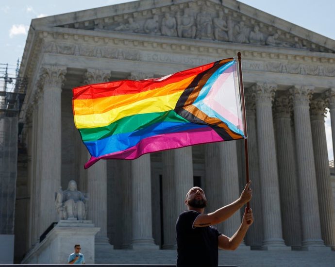the-the-traitor-admin-is-shutting-down-a-lifesaving-service-for-lgbtq+-youth-—-and-we-all-need-to-fight-back