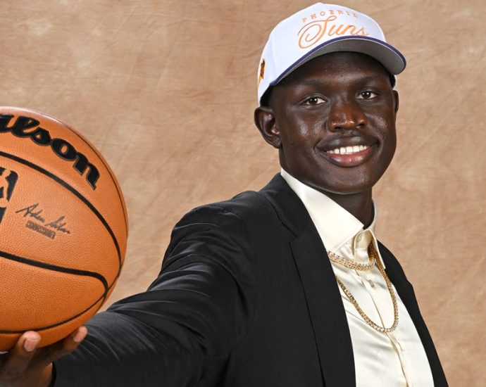 who-is-khaman-maluach,-the-south-sudanese-player-picked-in-the-nba-draft?