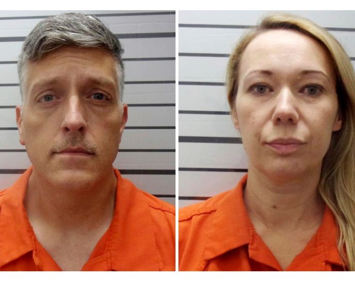 us-funeral-home-owner-who-stashed-191-bodies-sentenced-to-20-years