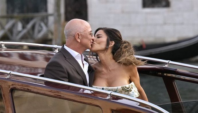 bespoke-bash-for-a-billionaire:-jeff-bezos-weds-lauren-sanchez-in-lavish-venice-ceremony