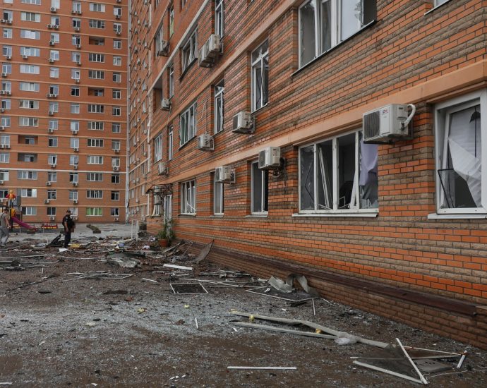 ukraine-says-drones-destroyed-russia’s-helicopters,-air-defences-in-crimea