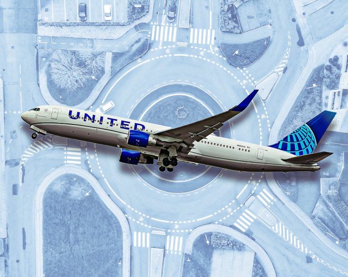 unusual:-united-airlines-has-11-routes-that-do-not-involve-the-us