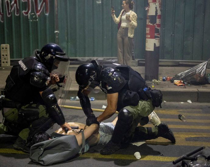 police-clash-with-protesters-in-serbia-as-tens-of-thousands-demand-election