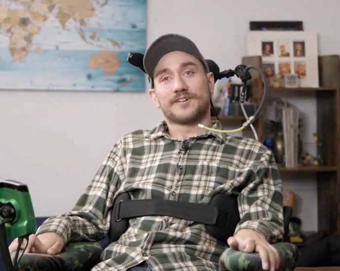 elon-musk-faces-criticism-from-deaf-people-over-latest-neuralink-comments