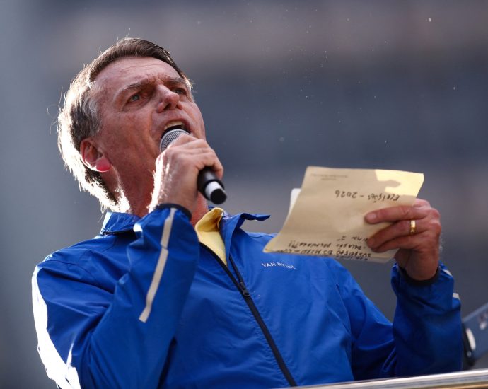 bolsonaro-rallies-supporters-in-brazil-amid-supreme-court-coup-plot-trial