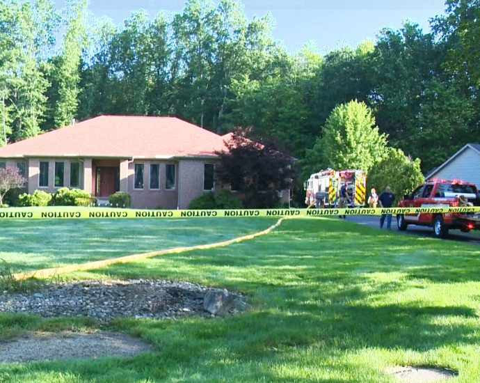six-killed-in-small-plane-crash-in-northeast-ohio