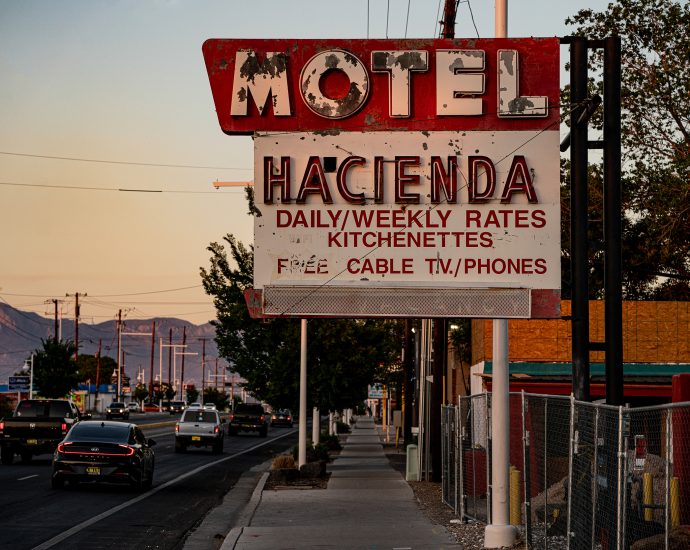 in-albuquerque,-developers-are-turning-old-motels-into-affordable-housing