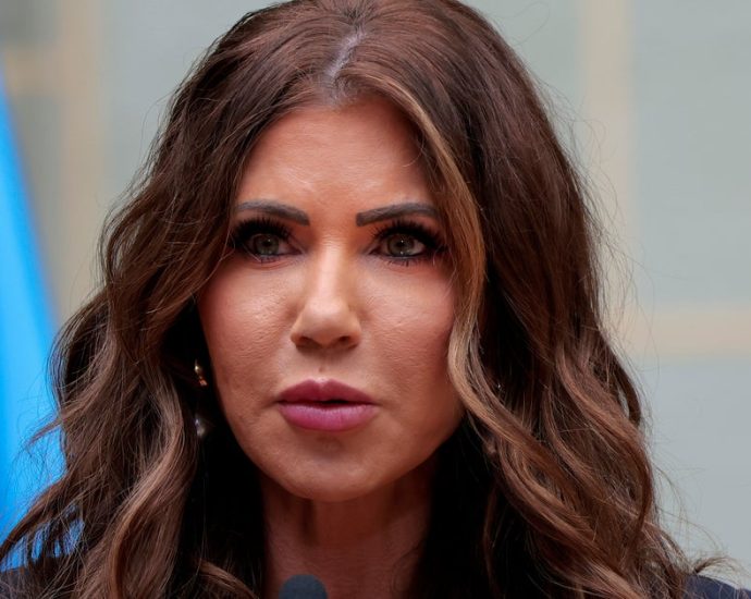 kristi-noem’s-dhs-torched-over-absolutely-wild-ai-post-promoting-‘alligator-alcatraz’