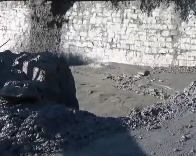 extreme-heat-and-floods-sweep-across-italy,-leaving-two-dead