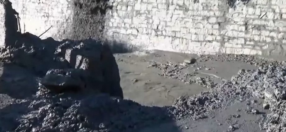 extreme-heat-and-floods-sweep-across-italy,-leaving-two-dead