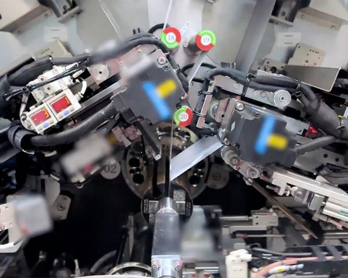 lg-energy-solution,-tesla-build-lfp-battery-plants-in-the-us