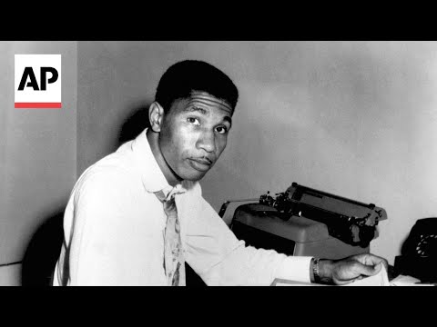 activists-honor-assassinated-civil-rights-leader-medgar-evers