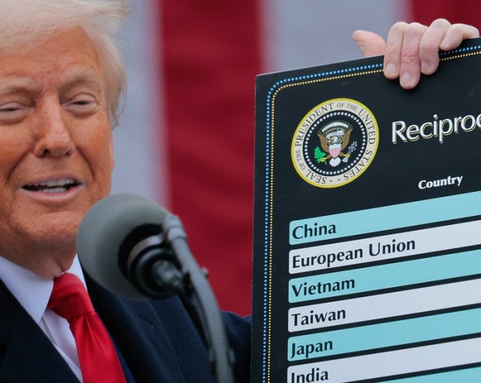 new-study-reveals-brutal-hit-that-us.-employers-face-from-the-traitor-tariffs