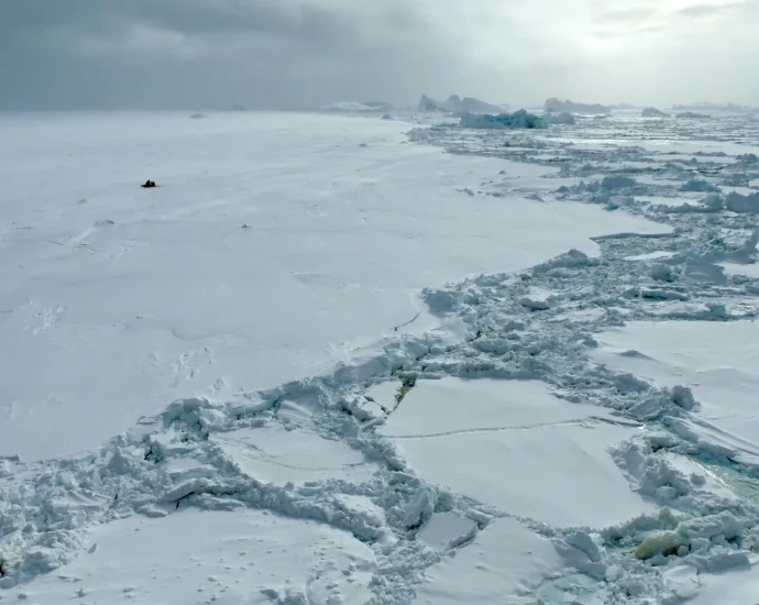 antarctica’s-ocean-flip:-satellites-catch-sudden-salt-surge-melting-ice-from-below