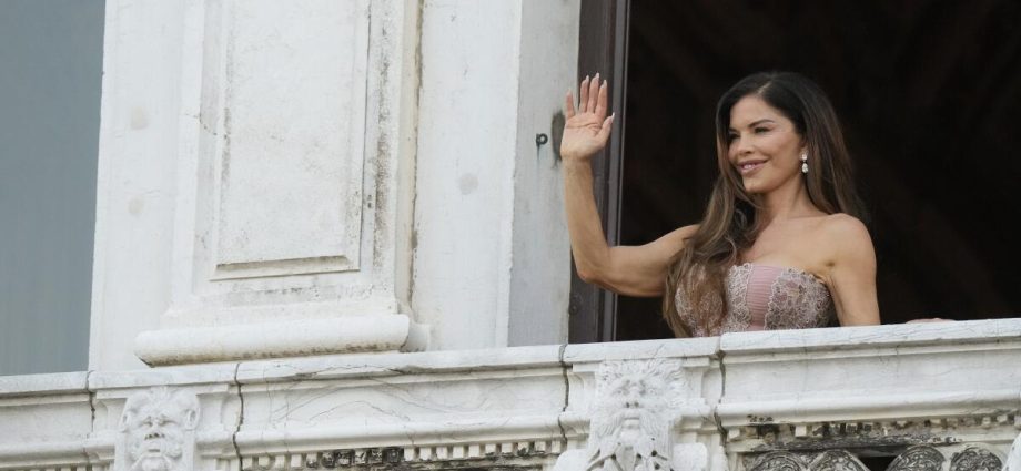 calmes:-in-the-halls-of-congress-and-on-the-canals-of-venice,-the-new-gilded-age-has-a-moment