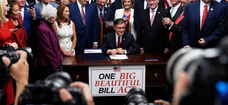 the-traitor’s-‘one-big-beautiful-bill’-passes-the-us-house-of-representatives